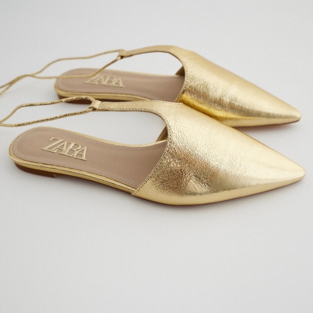 ZARA SIZE 6 TIED T-STRAP MULES
GOLD - REF. 2521/610